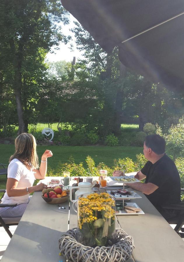 Zegveld Het Kraaienbosch Bed & Breakfast エクステリア 写真
