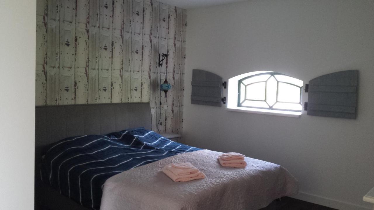 Zegveld Het Kraaienbosch Bed & Breakfast エクステリア 写真